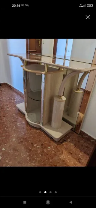 Mueble de entrada con espejo