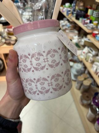 Porta utensili in porcellana bianco e rosa