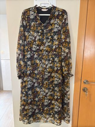 Vestido estampado floral talla 48