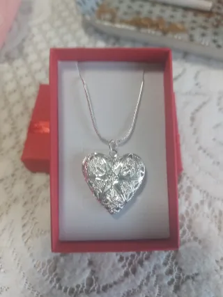 Collar Corazón Portaretrato Plata