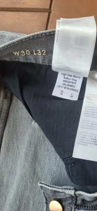 Vaqueros Calvin Klein Jeans grises