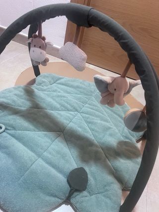 Gimnasio para bebé Natou