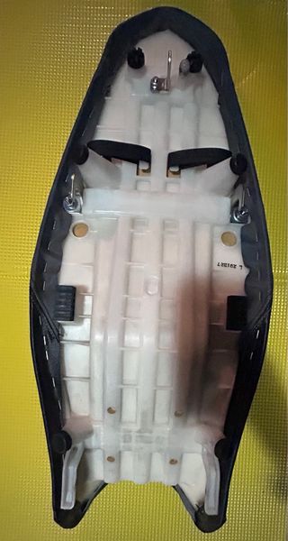 Asiento Suzuki SV 650 2017 Cafe Racer