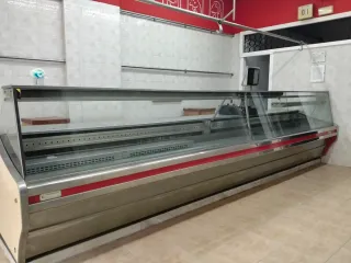 Vitrina expositora carnicería