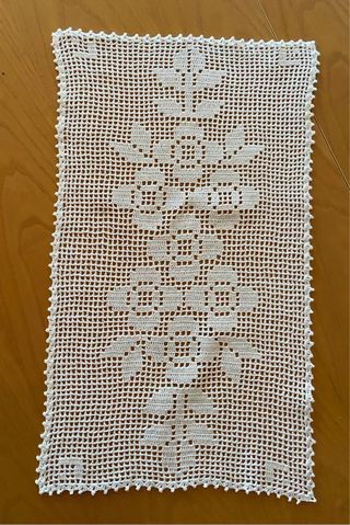 Centrino uncinetto fatto a mano vintage