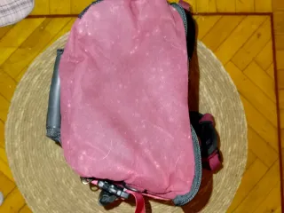 Mochila SOVRNREPUBLIC convertible /rojo