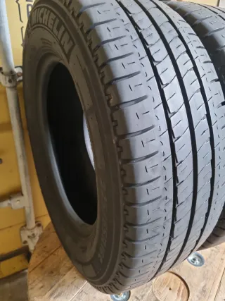 Vendo 2 Neumáticos Furgoneta Buen Estado