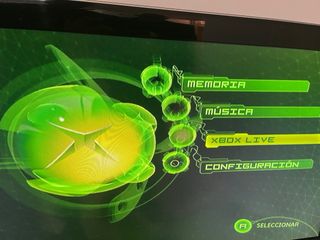 Consola Xbox con mando