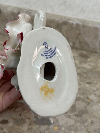 Porcellana artistica Capodimonte fiori