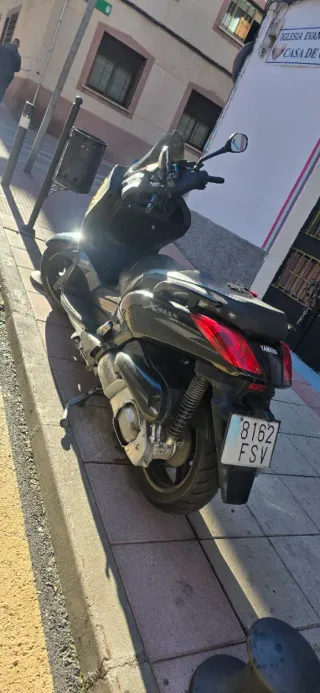 Yamaha Xmax 250cc Automática