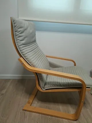 Sillón Ikea madera y tela gris