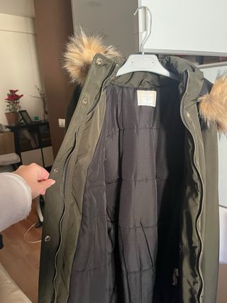 Chaquetón verde militar con capucha