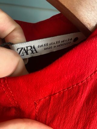 Vestido rojo Zara