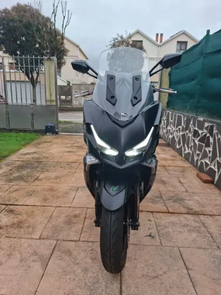 Maxiscooter 500cc Automática Negra