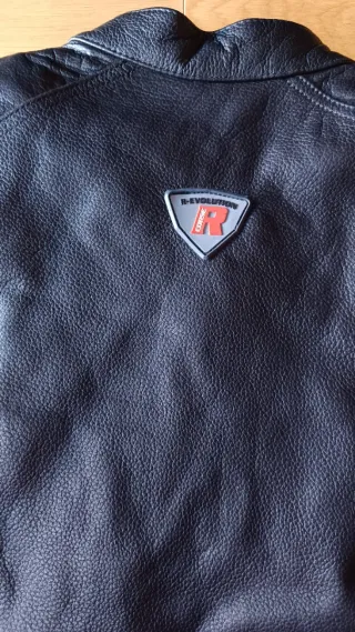 Chaqueta de cuero moto carretera Talla M.