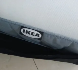 Colchón IKEA firme muelles ensacados.Nunca usado.