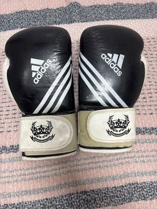 Guantes de boxeo Adidas