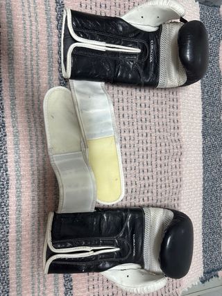 Guantes de boxeo Adidas