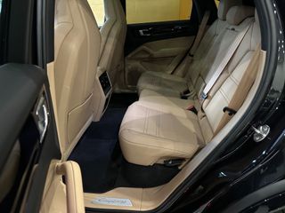 Porsche Cayenne Coupé E-Hybrid Platinum 2022