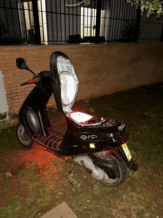 Piaggio Zip 50cc Scooter Automática