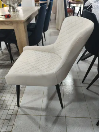 Taburete blanco rombos tela