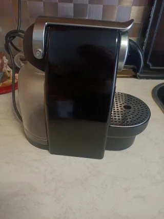 Cafetera Cápsulas Negra (No Funciona)