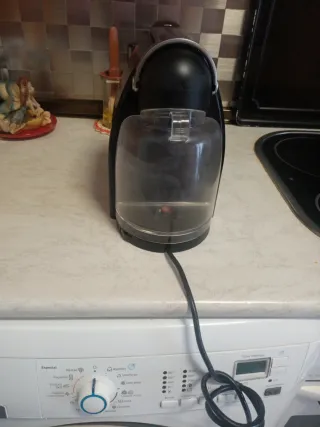 Cafetera Cápsulas Negra (No Funciona)