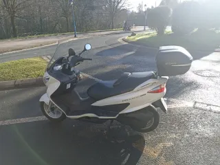 Suzuki Burgman 200cc Maxiscooter