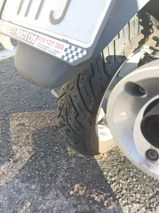 Suzuki Burgman 200cc Maxiscooter