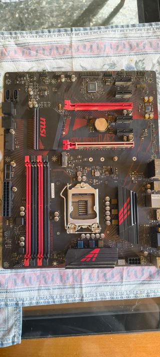Placa Base MSI Z370 Gaming Plus