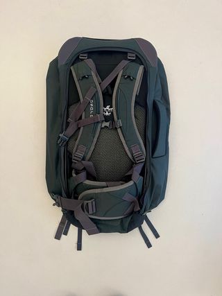 Mochila Osprey Farpoint 55 Negra