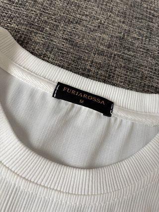 Conjunto camiseta y shorts blancos