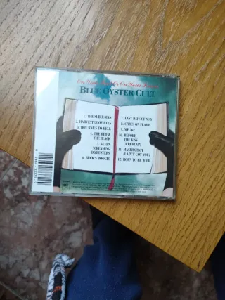 Blue Öyster Cult - On Your Feet Or On Your Knees.