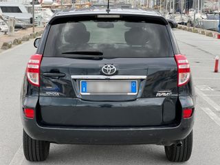Toyota RAV4 2.2 D-4D Lounge 150 CV Full Optional