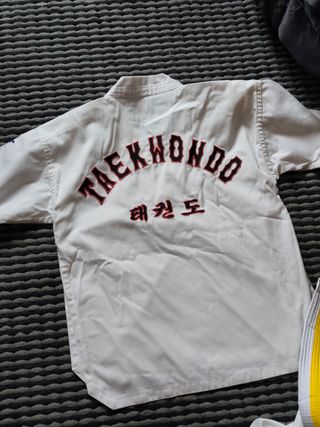 Kimono Taekwondo Daedo 5-6 años