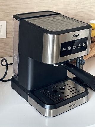 Cafetera Espresso Ufesa Monza