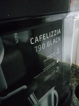 Cafetera Cecotec Cumbia Cafelizzia