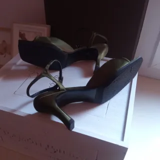 Sandalias LODI verde oliva con pedrería