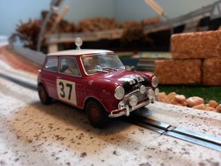 Coche Scalextric Mini Morris Rally Montecarlo