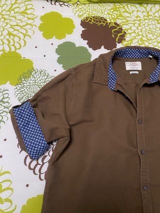 Camisa manga corta marrón