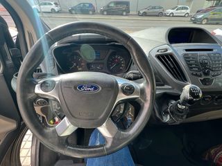 Ford Tourneo Custom impecable