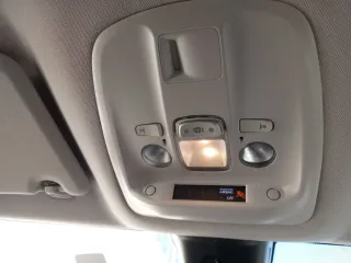 Peugeot Traveller 2021