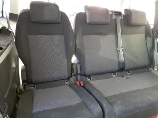 Peugeot Traveller 2021