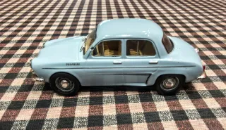 Maqueta Renault Dauphine Azul