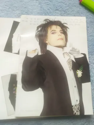 Queen magazine. 2 números.