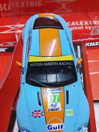 Scalextric Aston Martin Vantage Digital