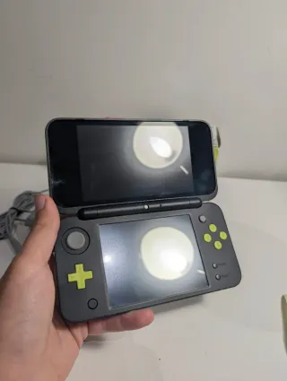 Nintendo 2DS XL Console Nera/lime - Come nuova