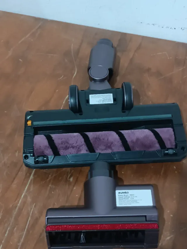 Aspiradora Eureka PIEZAS P23Y9880