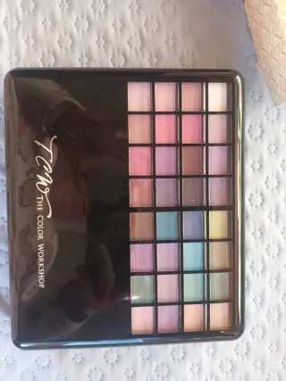 Paleta de sombras Complete Beauty