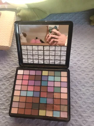 Paleta de sombras Complete Beauty
